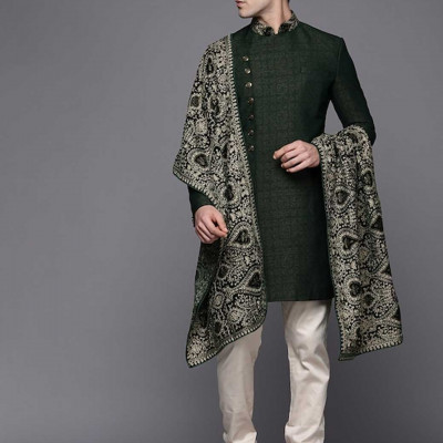 Men Green & Off White Self Design Sherwani Set With Dupatta